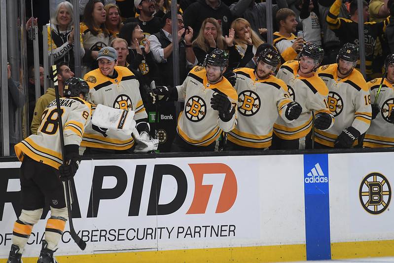 Zdeno Chara's goal helps Boston Bruins to 4-1 win over New Jersey Devils