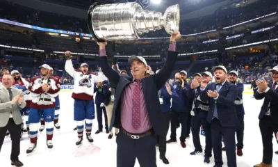 joe sakic, colorado avalanche, stanley cup nhl