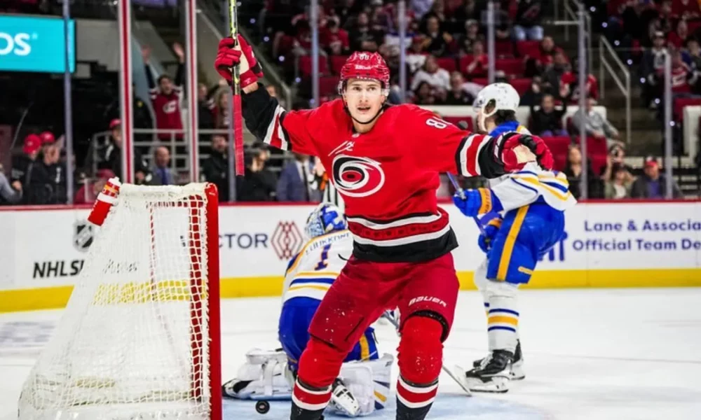 martin necas, carolina hurricanes