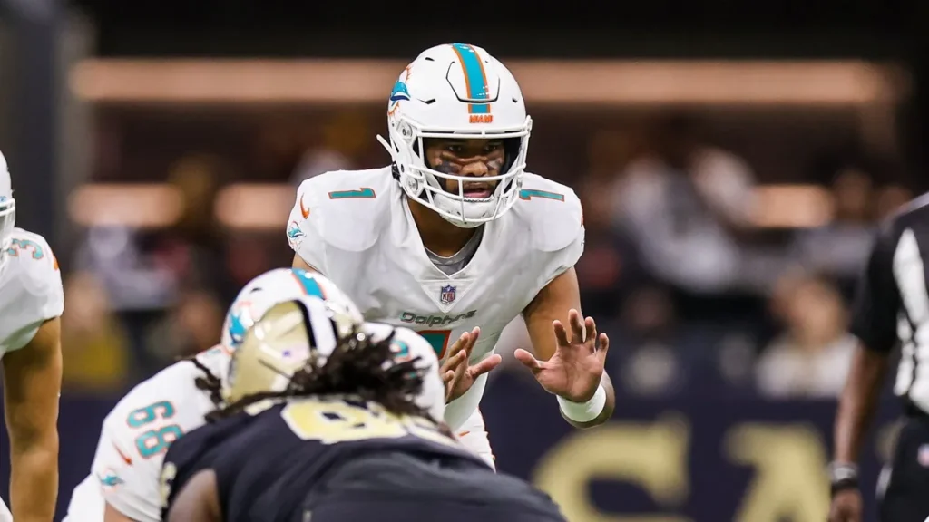 tua tagovailoa, miami dolphins, nfl